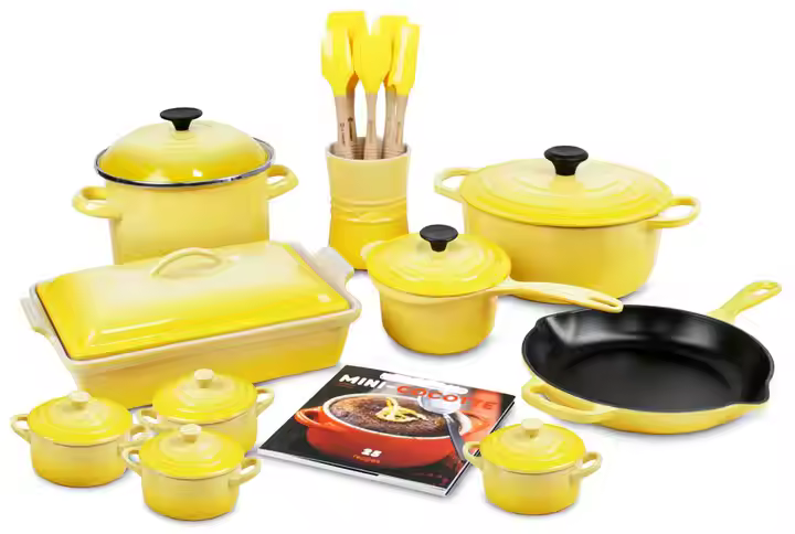 Le Creuset Signature Cast Iron 20 Piece Marseille Cookware Set