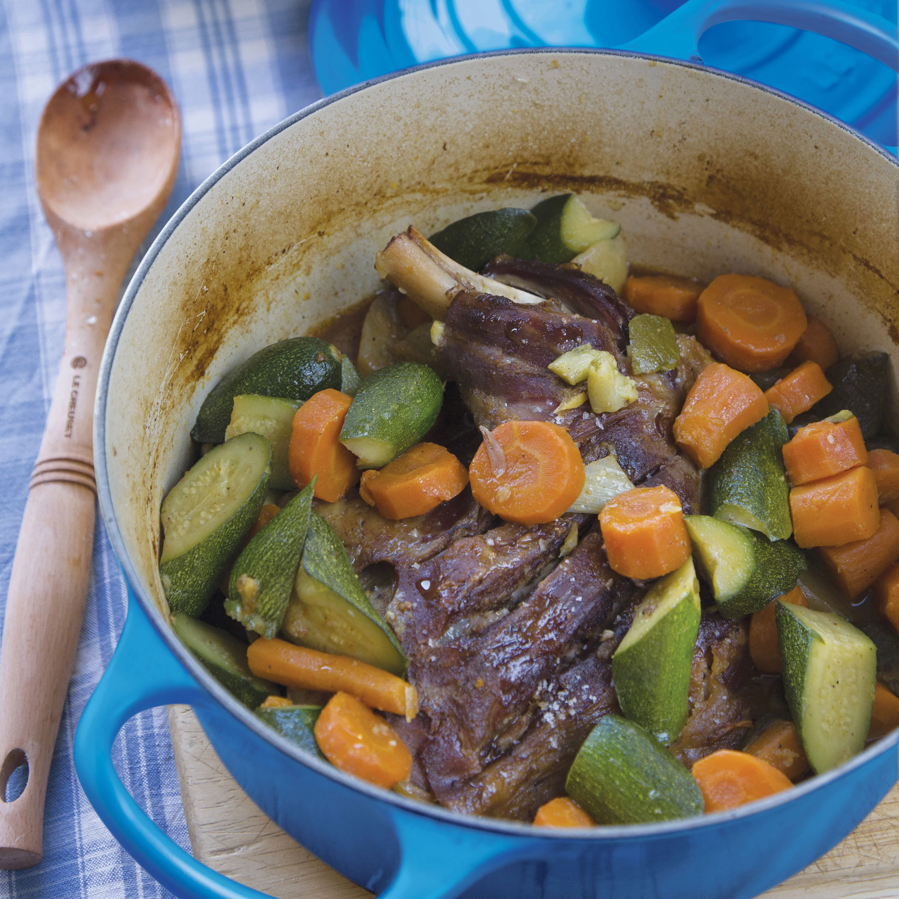 Le Creuset Signature Cast Iron 20 Piece Marseille Cookware Set