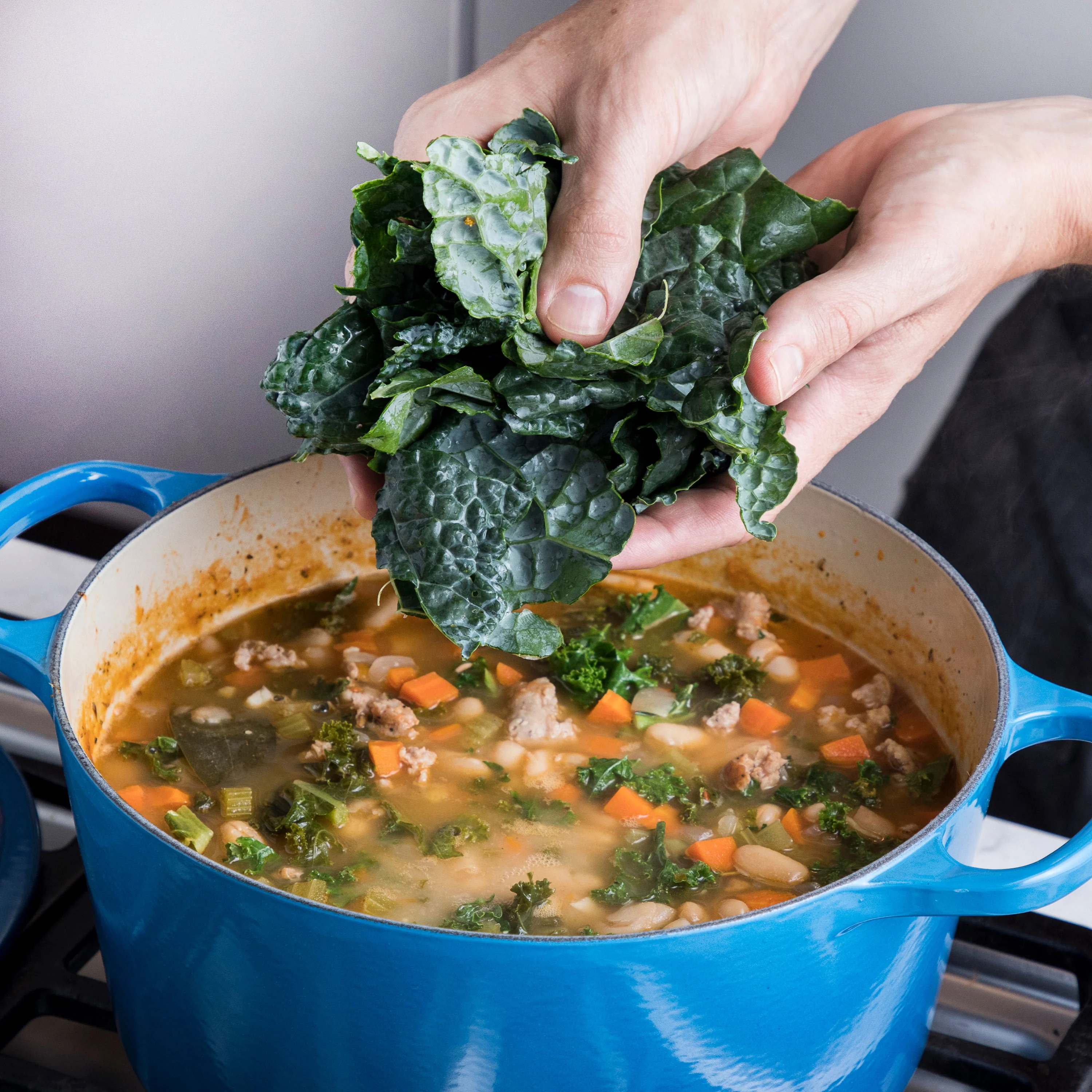 Le Creuset Signature Cast Iron 20 Piece Marseille Cookware Set